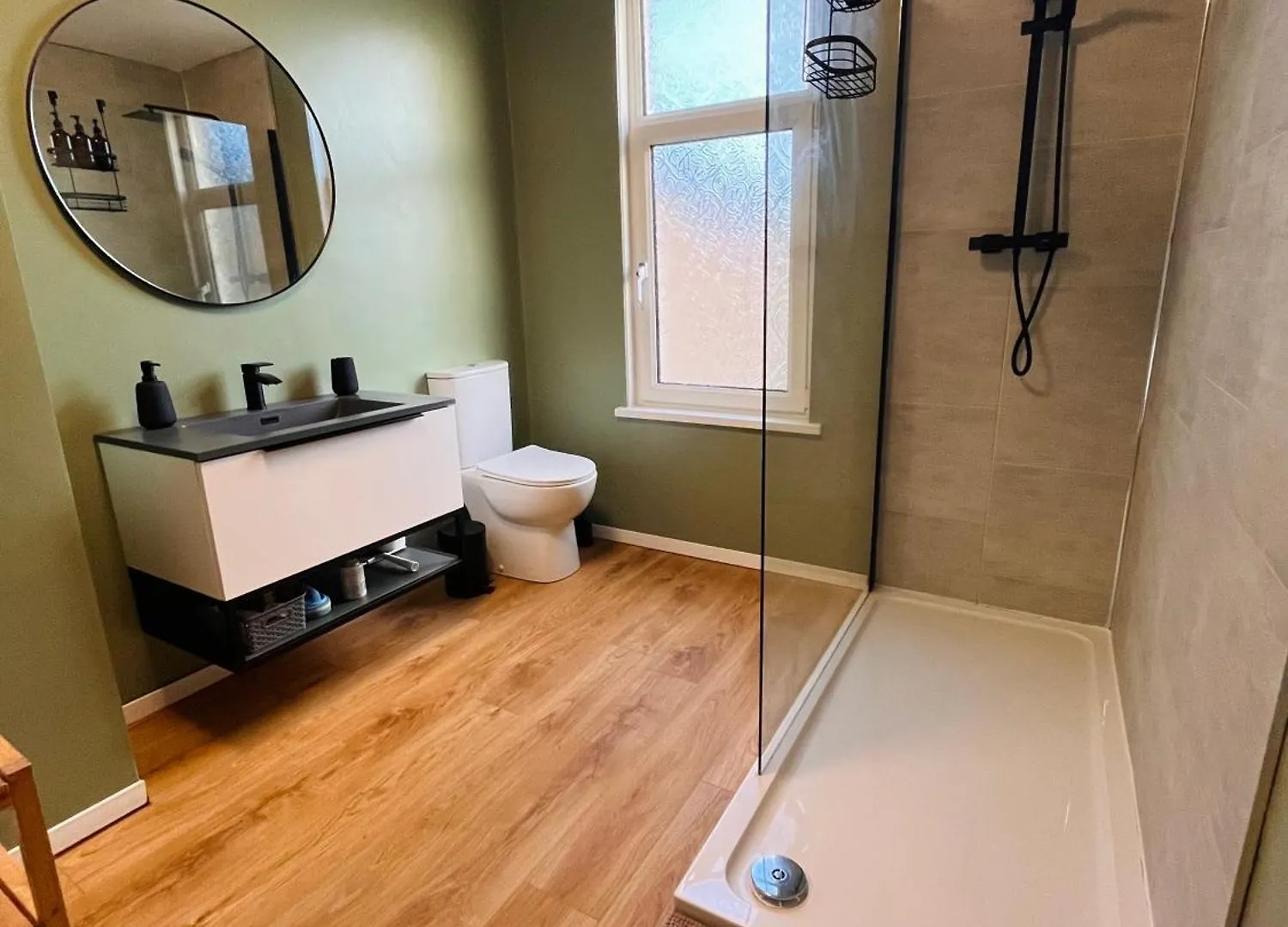 Homestay J&S Downtown Sky Attic House Apartment Belfast United Kingdom