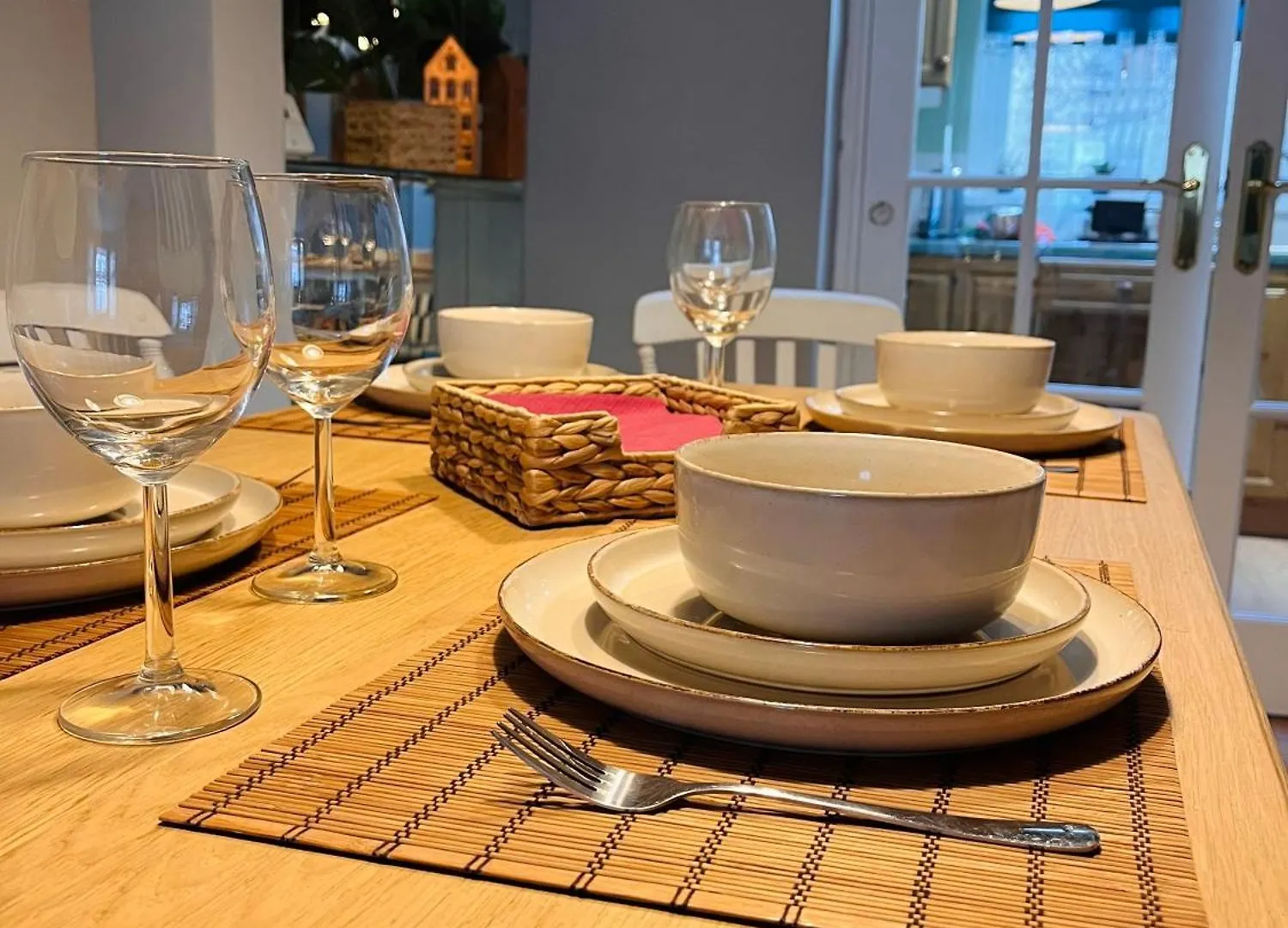 Homestay J&S Downtown Sky Attic House Apartment Belfast